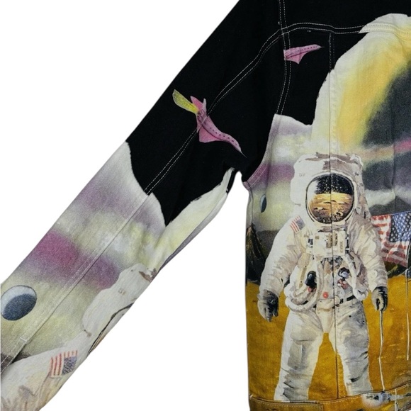 Lifted Anchors Astronaut Graphic Button Front Denim Jacket Size XL NWT - Picture 8 of 10